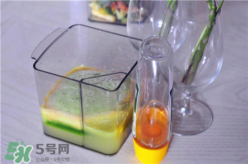 蘆筍可以榨汁嗎？蘆筍可以和什么一起榨汁