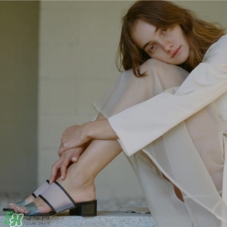 低跟鞋品牌推薦 低跟鞋什么牌子好 低跟鞋品牌推薦 低跟鞋什么牌子好