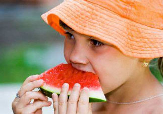 楊梅和西瓜能一起吃嗎？西瓜可以和楊梅一起吃嗎？