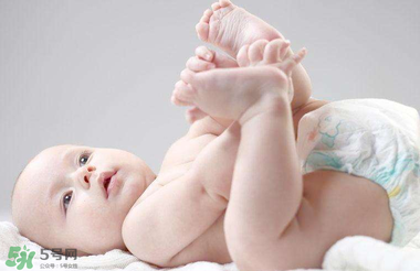 夏季怎么預(yù)防寶寶著涼？怎么預(yù)防寶寶涼著肚子？