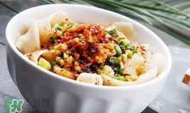 油潑面都放什么調(diào)料比較香？油潑面正宗的配料有哪些