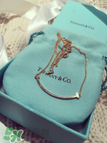 Tiffany t笑臉項(xiàng)鏈?zhǔn)裁床馁|(zhì) Tiffany t項(xiàng)鏈材質(zhì)介紹 Tiffany t笑臉項(xiàng)鏈?zhǔn)裁床馁|(zhì) Tiffany t項(xiàng)鏈材質(zhì)介紹