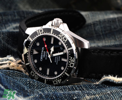 certina雪鐵納是什么牌子？雪鐵納手表什么檔次？