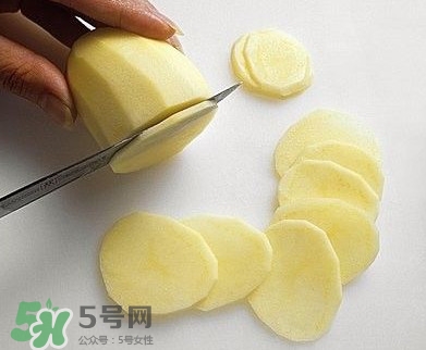 馬鈴薯能去痘印嗎？馬鈴薯可以祛痘??？