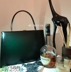 celine clasp多少錢？celine clasp專柜價格