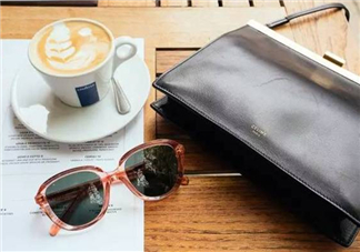 celine clasp多少錢？celine clasp專柜價格