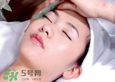 刮痧是從下往上還是從上往下？刮痧是排毒嗎