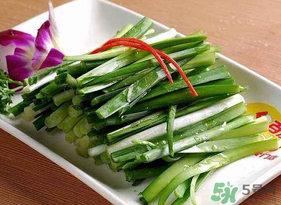 楊梅和韭菜能一起吃嗎？喝楊梅湯能吃韭菜嗎？