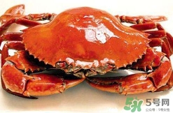 吃螃蟹可以喝蜂蜜水嗎？吃螃蟹能喝橙汁嗎？