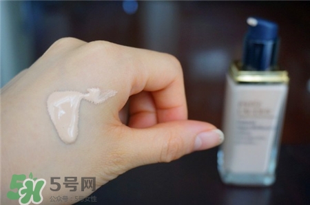 雅詩(shī)蘭黛沁水粉底液多少錢_專柜價(jià)