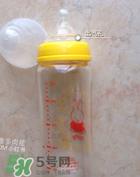 啾啾奶瓶和貝親奶瓶哪個好？啾啾奶瓶和貝親奶瓶的區(qū)別