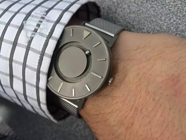 eone手表怎么看時(shí)間？eone手表時(shí)間怎么調(diào)？