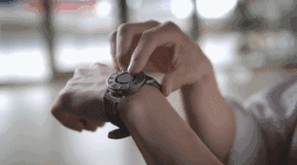 eone手表怎么看時(shí)間？eone手表時(shí)間怎么調(diào)？