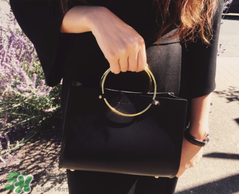 future glory包包怎么買？future glory包包在哪買？