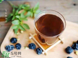 酸梅湯不能和什么一起吃？酸梅湯和什么食物相克？