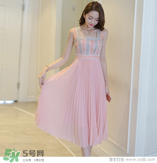 7月份去三亞穿什么？去月份去三亞穿什么衣服