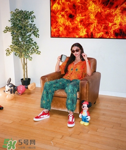 revenge storm紅色版本多少錢？閃電鞋紅色版專柜價格