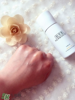 佰草集防曬霜怎么樣？佰草集防曬霜是物理防曬嗎？