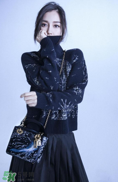 dior moon系列限量版手袋有哪幾款？迪奧moon新款包包好看嗎？