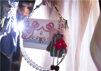 fendi kan i真假怎么分辨？芬迪kan i包包真假鑒定