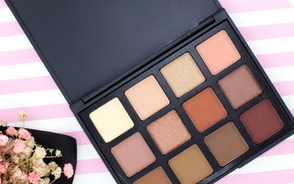 ismine伊姿蔓眼影怎么樣？伊姿蔓和morphe眼影對(duì)比