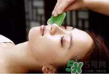 刮痧板每天刮臉好嗎？刮痧板刮臉后要洗臉嗎