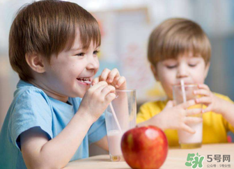 寶寶能喝酸梅湯嗎？酸梅湯寶寶能喝嗎？