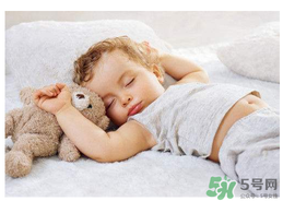 夏天寶寶發(fā)燒能開(kāi)空調(diào)嗎？寶寶發(fā)燒能不能吹空調(diào)？