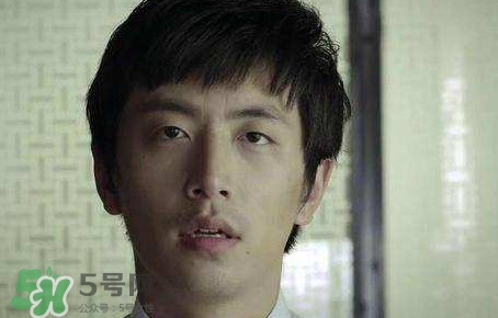 面癱是中風的前兆嗎？面癱是什么原因引起的？