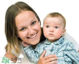 哄寶寶睡覺的方法 怎么做能讓寶寶睡得快 哄寶寶睡覺的方法 怎么做能讓寶寶睡得快