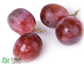 提子上的白色是什么？提子外面白色的是什么？