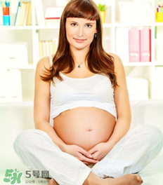 孕婦長痱子可以用痱子粉嗎？痱子粉對孕婦有危害嗎？