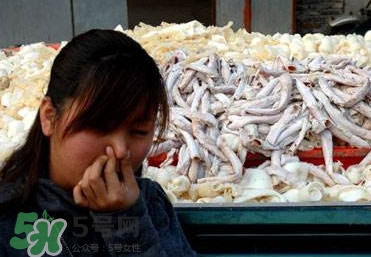 福爾馬林對人體有什么傷害？如何去除食物中的福爾馬林