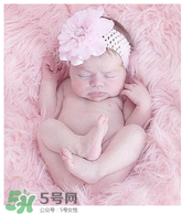 早產(chǎn)兒要喝早產(chǎn)兒奶粉嗎？早產(chǎn)兒最好喝什么奶？