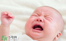 早產(chǎn)兒幾個月可以添加輔食？早產(chǎn)兒添加輔食需要延遲嗎？