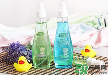 使用花露水要遠(yuǎn)離明火 花露水使用的注意事項(xiàng) 使用花露水要遠(yuǎn)離明火 花露水使用的注意事項(xiàng)