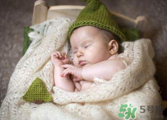 早產(chǎn)兒奶粉有必要嗎？早產(chǎn)兒可以吃普通奶粉嗎？