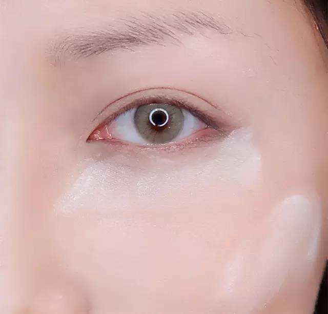 日韓妝容和歐美妝容哪個好看_畫法步驟圖解 日韓妝容和歐美妝容哪個好看_畫法步驟圖解