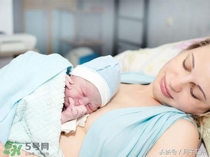 早產(chǎn)兒的發(fā)育和正常嬰兒一樣嗎？早產(chǎn)兒發(fā)育會遲緩嗎？