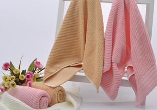 如何自制一個(gè)干發(fā)帽？如何用毛巾自制干發(fā)帽