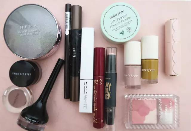 日韓妝容和歐美妝容哪個好看_畫法步驟圖解 日韓妝容和歐美妝容哪個好看_畫法步驟圖解