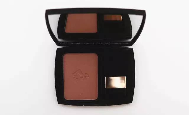 日韓妝容和歐美妝容哪個好看_畫法步驟圖解 日韓妝容和歐美妝容哪個好看_畫法步驟圖解