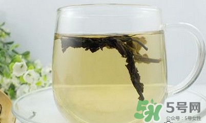 杜仲茶比較適合哪些人飲用？杜仲茶功效與作用有哪些？