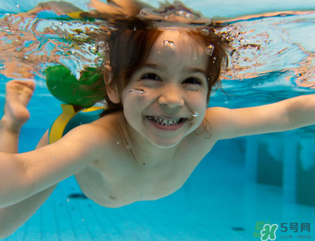 幾月份適合游泳？幾月份可以游泳？