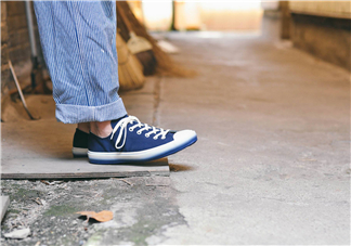 moonstar鞋子多少錢？moonstar帆布鞋專柜價(jià)格