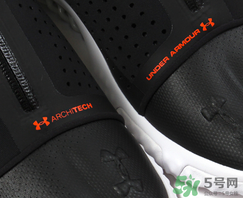 ua安德瑪3d打印architech futurist運動鞋多少錢？