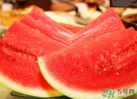 黑美人西瓜多少錢一斤？黑美人西瓜怎么挑？