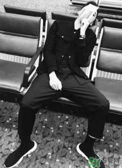 colette獨占版balenciaga巴黎世家紅色襪子鞋多少錢？