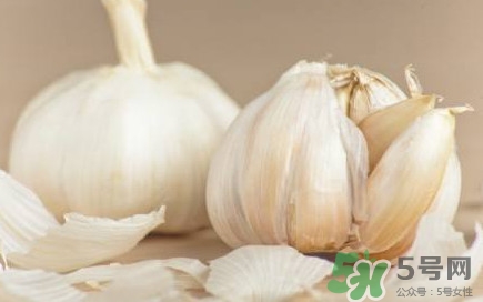 大蒜祛斑怎么用？大蒜祛斑的方法