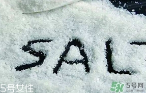 食鹽中的亞鐵氰化鉀是什么東西？亞鐵氰化鉀對(duì)身體有害嗎